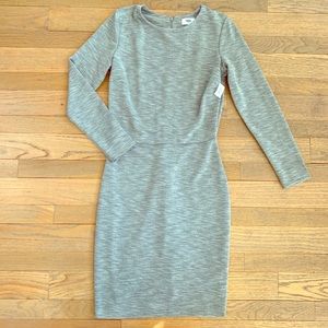 Long sleeved gray dress